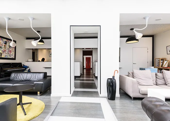 Le Windsor Готель